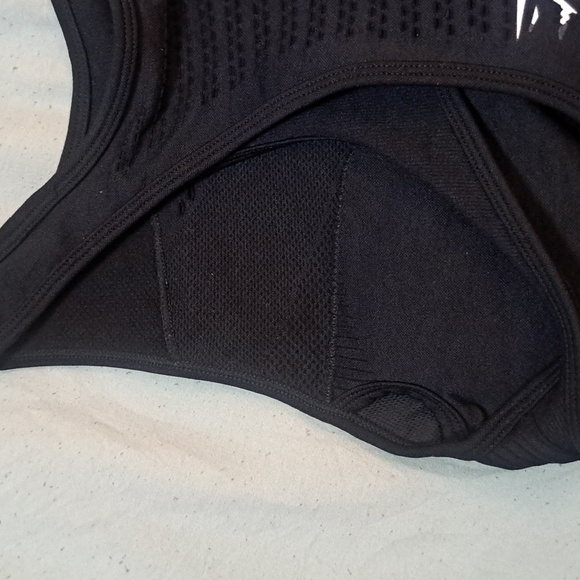 GymShark Sports Bra Top Size M - Picture 4 of 4